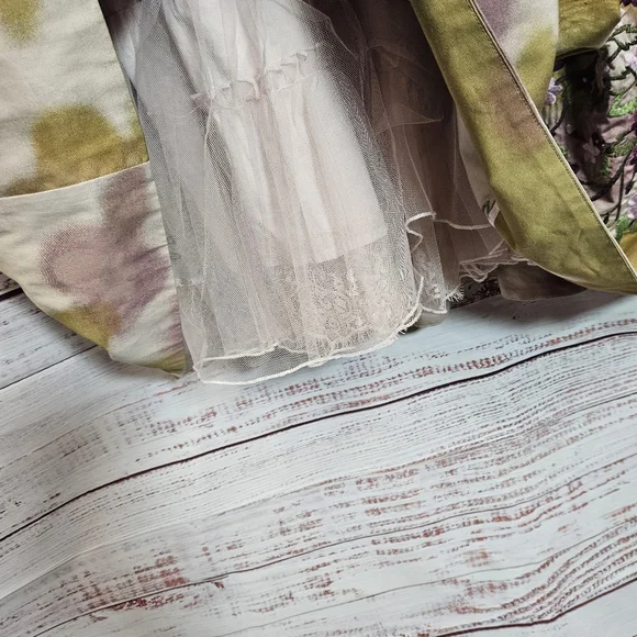 Floreat embroidered pleated dress - Picture 3 of 15